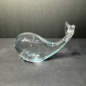 Vintage Clear Art Glass Whale Figurine Paperweight Sculpture‎ 4.5" Tail Up 1980s